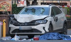 Almanya'da bir araç, yayaların arasına daldı: 2 ölü, 8 yaralı