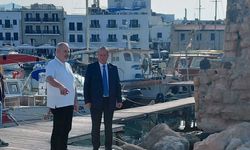 Ataoğlu, Girne Antik Limanı’nda yürütülen iskele yapım çalışmalarını inceledi