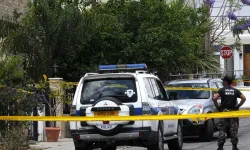 Baf’ta özel sağlık merkezine ait 4 ambulans kundaklandı