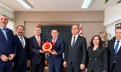 Oğuz, Akdeniz Belediyeler Birliği heyeti ile görüştü