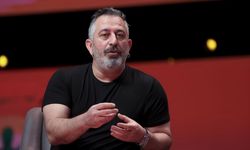 Cem Yılmaz'dan sağlık durumuna ilişkin açıklama