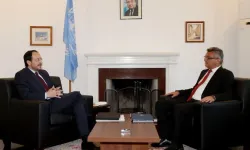 Tufan Erhürman ve Nikos Hristodulidis’in ara bölgedeki görüşmesi başladı