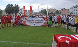 Cumhuriyet Meclisi ile TBMM futbol takımlarından dostluk maçı