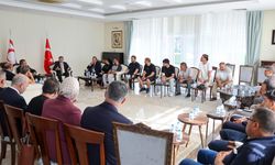 Yılmaz, acılı ailelerle görüştü: Ailelerimizin yanında olmaya devam edeceğiz