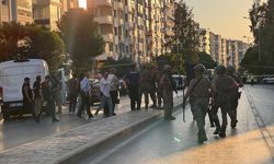 İzmir'de banka çalışanlarını rehin alan şüpheli gözaltına alındı