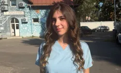 DAÜ öğrencisi Pelinsu Ağazade, Bükreş’te COVID-19 araştırmasına katıldı