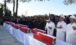 Kimlik tespiti tamamlanan 15 şehit Atlılar Şehitliği’nde defnedildi