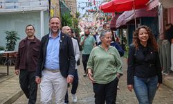Çeler: Mutfaktaki yangını söndüreceğiz, az kaldı!