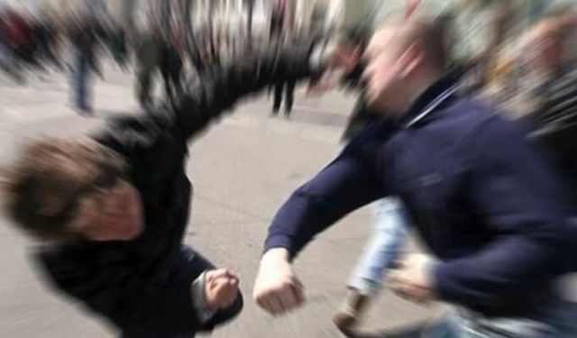 Taşkınköy’de Bıçaklı Kavga: 1 Kişi Ağır Yaralı