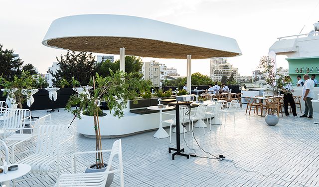 Delicate Sky Bar and Lounge açıldı!