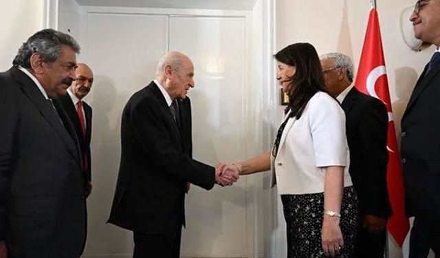 Bahçeli, DEM Parti heyetiyle görüştü