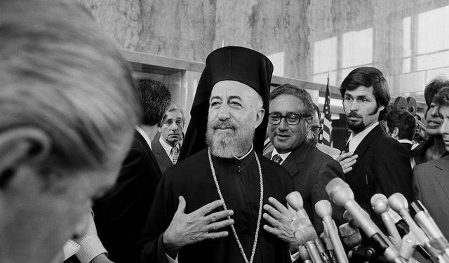 Rum basını yazdı: Makarios’a yönelik darbeye direnirken ölenler anıldı…