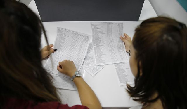 2025 YKS'de ilk 5'e giren ve başarı bursu almaya hak kazanan öğrenciler açıklandı