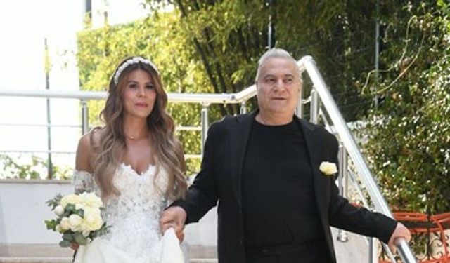 6. kez nikah masasına oturdu: Mehmet Ali Erbil evlendi
