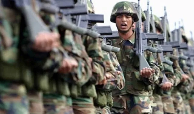 Çok sayıda Kıbrıslı Rum, profesyonel askeri eğitim almak için özel şirketlere ödeme yapıyor