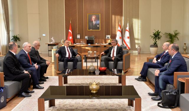 Erhürman, Azerbaycan-KKTC Parlamentolararası Dostluk Grubunu kabul etti