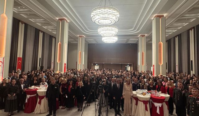 KKTC’nin 42’nci kuruluş yıl dönümü dolayısıyla Cumhurbaşkanlığı’nda resepsiyon düzenlendi