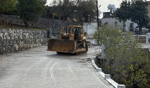 Kozanköy’de acil müdahale çalışmaları başlatıldı