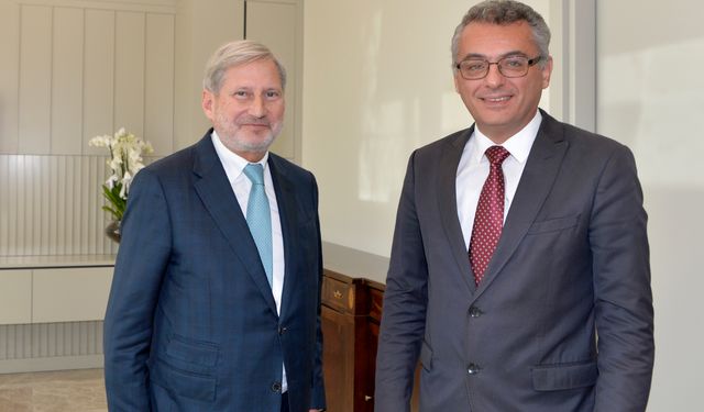 Cumhurbaşkanı Tufan Erhürman, Hahn’ı kabul etti