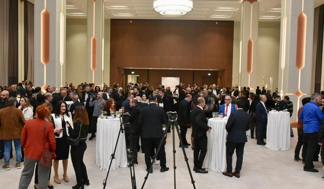 Cumhurbaşkanlığı'nda “Yeni Yıl Basın Resepsiyonu” düzenlendi: Her zaman telefonunuzun ucundayım