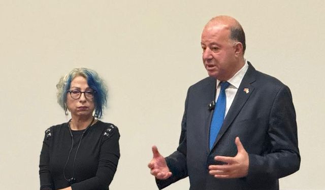 Dinçyürek: Sağlık hizmetlerinde iletişim ve empatiyi güçlendiriyoruz