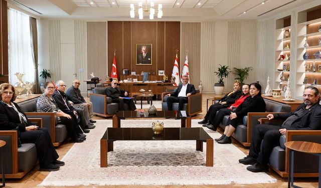 Erhürman, Engelli Federasyonu’nu Kabul Etti