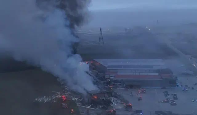 Yunanistan'da fabrika yandı, 3 kişi öldü