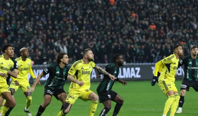 Fenerbahçe, Kocaeli'de kazandı fark yeniden 3'e indi