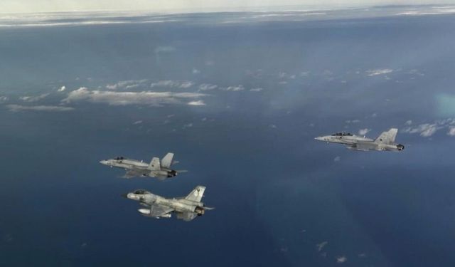 Yunan F-16 savaş uçakları Güney Kıbrıs’a ulaştı