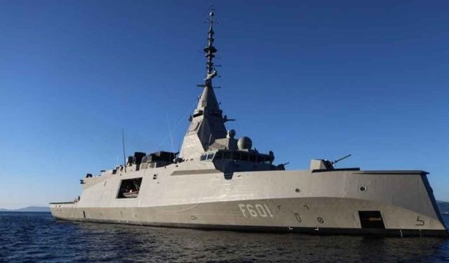 Yunanistan Güney Kıbrıs’a iki firkateyn ve iki F-16 gönderiyor