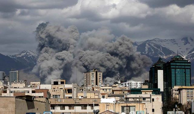 Rum Basını Yazdı: Mahsur Kalan Kıbrıslılar İçin Tahliye Seferberliği