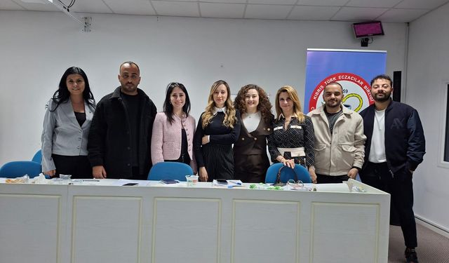 Eczacılar Birliği Genel Kurulu yapıldı: Başkan Umut Öksüz