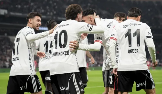 Beşiktaş'tan Dolmabahçe'de 4 gollü şov