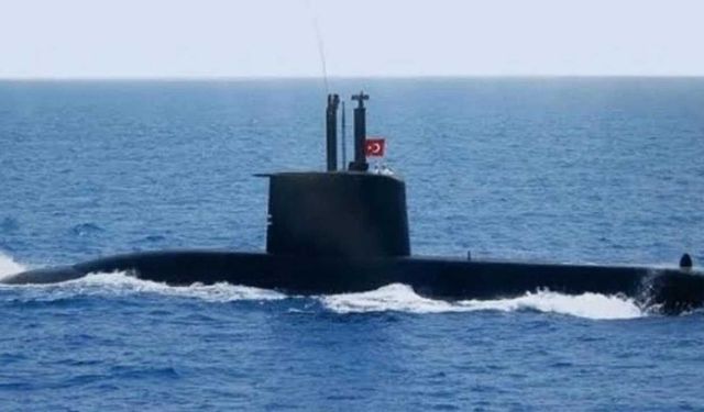 Deniz Kuvvetleri Komutanlığı'ndan bir denizaltı bir de hücumbot yarın KKTC'ye gelecek