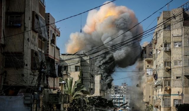 İsrail'in Gazze'ye saldırılarında can kaybı 72 bin 551'e yükseldi