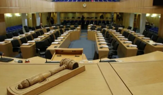 Rum Meclis Başkanı artık iki turda seçilecek