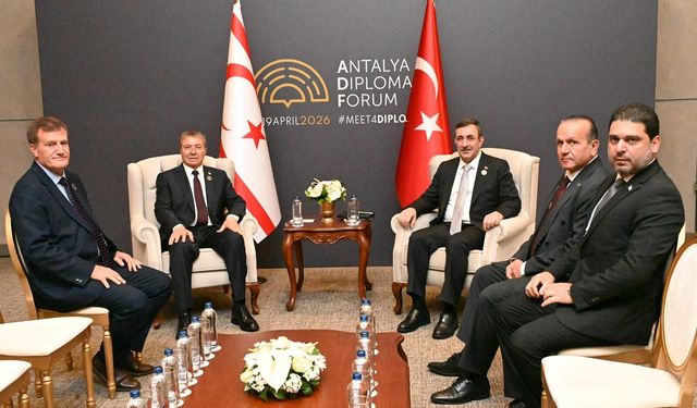 Başbakan Üstel, Yılmaz ile bir araya geldi