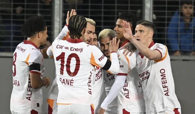 Galatasaray ilk yarıda fişi çekti: Fenerbahçe derbisine 4 puan farkla gidiyor