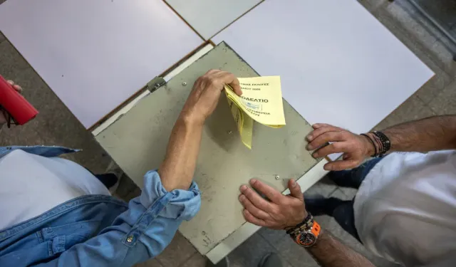 Güney Kıbrıs’ta sandıklar kapandı, oy sayımı başladı