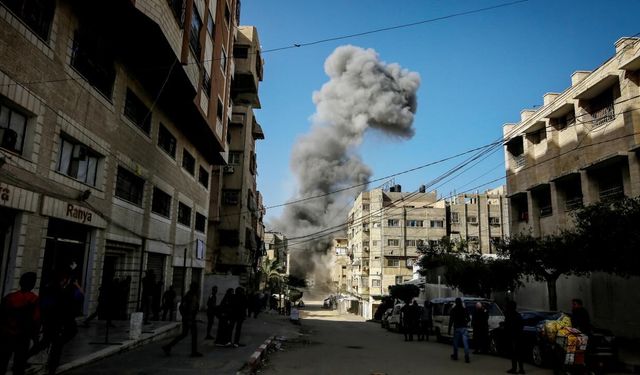İsrail'in Gazze'ye saldırılarında can kaybı 72 bin 737'ye yükseldi