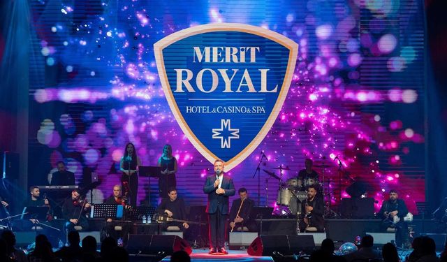 BÜLENT SERTTAŞ’TAN MERİT ROYAL DIAMOND SAHNESİNDE UNUTULMAZ KONSER