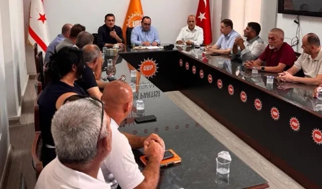 Oğuz, Lefkoşa örgüt başkanlarıyla bir araya geldi