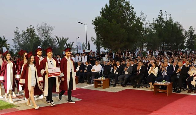 Atatürk Öğretmen Akademisi mezuniyet töreni yapıldı
