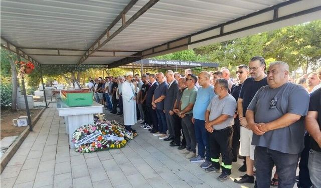 Gemi kazasında hayatını kaybeden Özbiler Gazimağusa'da toprağa verildi