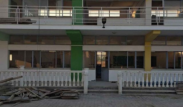 Maviş: Milli Eğitim Bakanlığı okullarda devam eden tüm çalışmaları gecikmeden tamamlamalı
