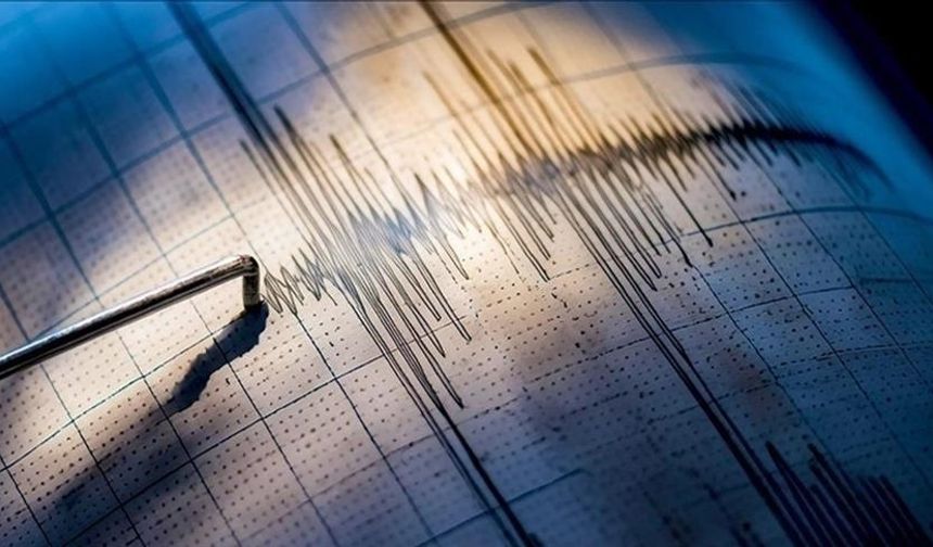 Türkiye beşik gibi sallanıyor: 4.7 büyüklüğünde deprem