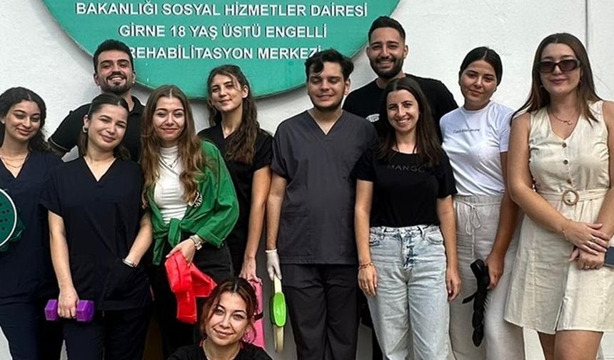 GAÜ Fizyoterapi ve Rehabilitasyon öğrencileri, engellilere destek veriyor