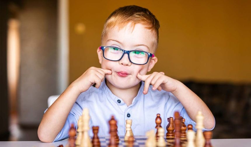 Otizm Derneği'nden, özel gereksinimli bireylerin eğitimde karşılaştığı sorunlara çözüm çağrısı...