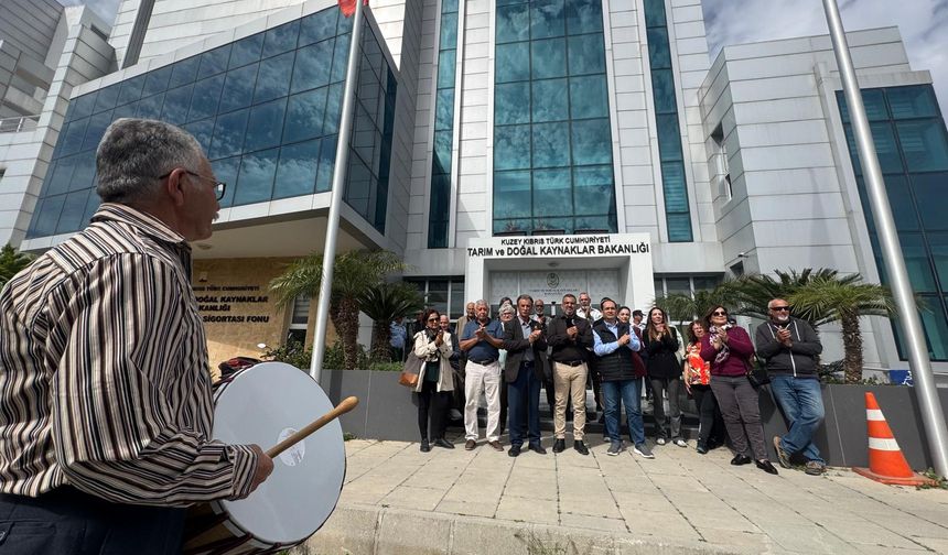 Çevre Platformu, Tarım ve Doğal Kaynaklar Bakanlığı önünde protesto eylemi gerçekleştirdi