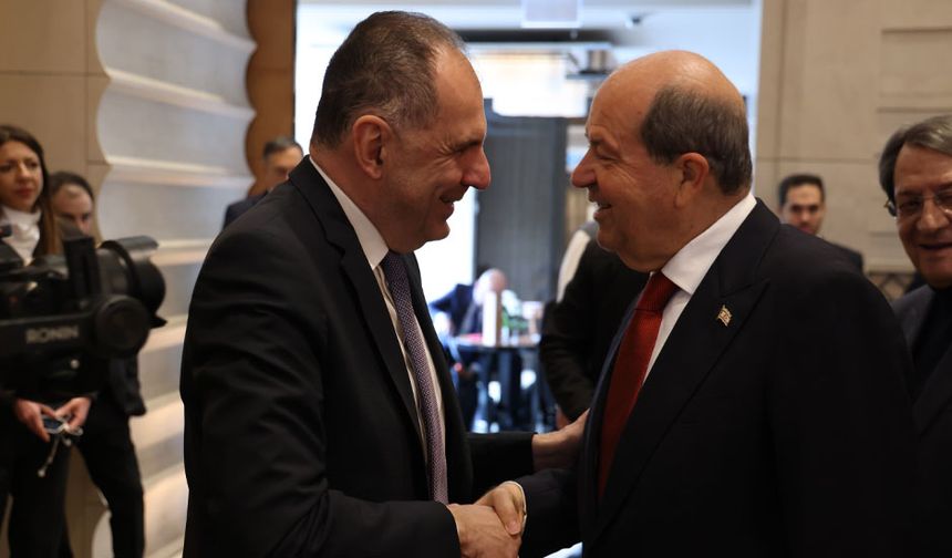 Cumhurbaşkanı Tatar, Yunanistan Dışişleri Bakanı ile görüştü